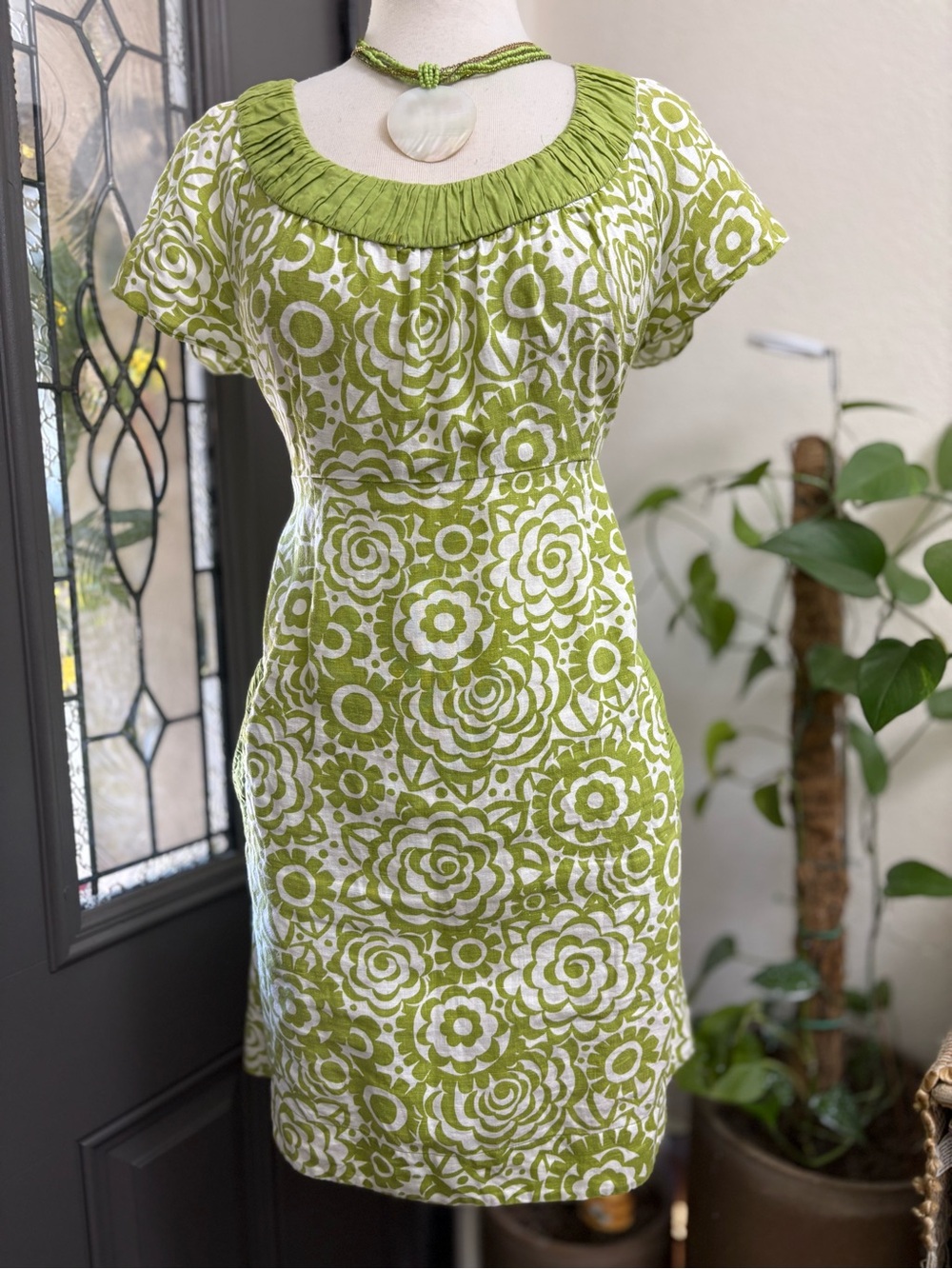 BODEN Linen Green and White Floral Shift Dress | Size 12